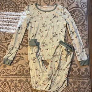 New Jessica Simpson girl’s pajamas size 14 (super soft)